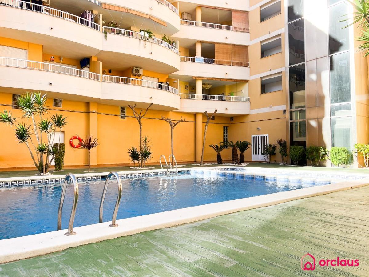 Piscina, Gym/squash Y Playa